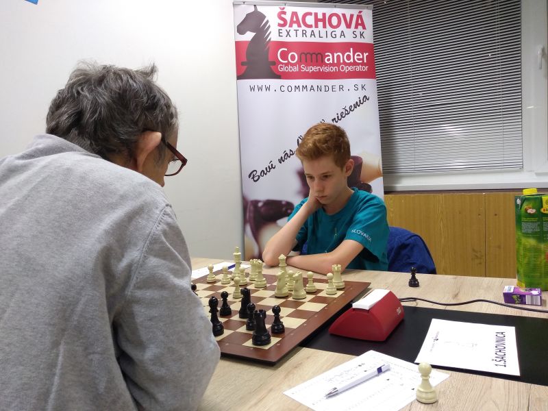 045